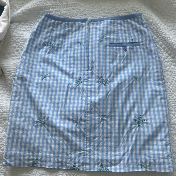 Lilly Pulitzer Blue Flower Bouquet/Checker Print Skirt - Picture 4 of 5